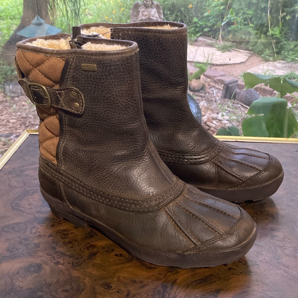 UGG Paladin Brown Leather Waterproof Boots Shearling Lined sz 7